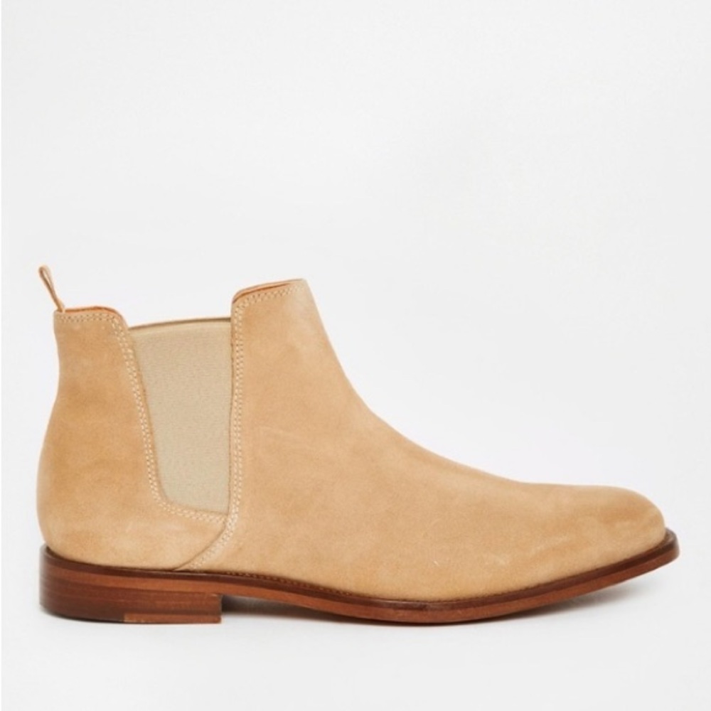 Used Aldo’s Tan Suede Chelsea Boots men’s sz 8